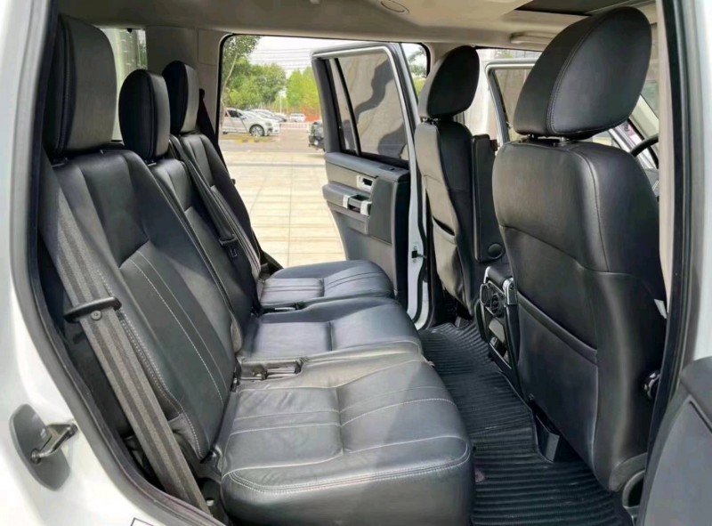 重庆14年路虎发现2