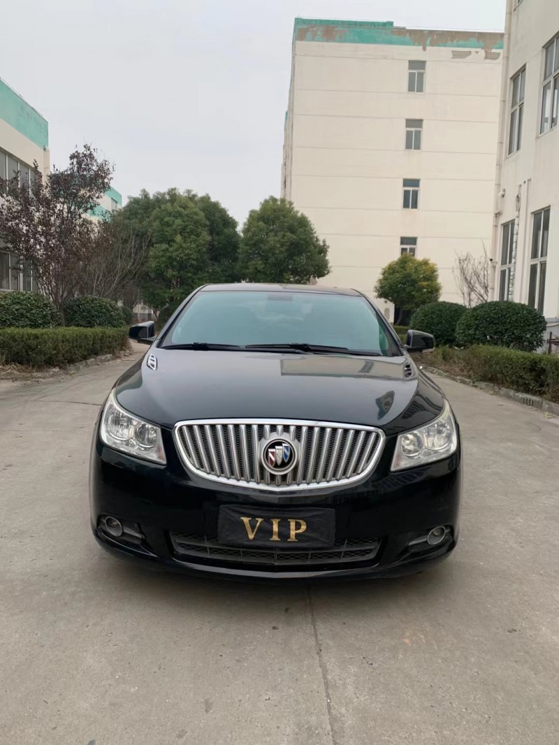 徐州12年别克君越4