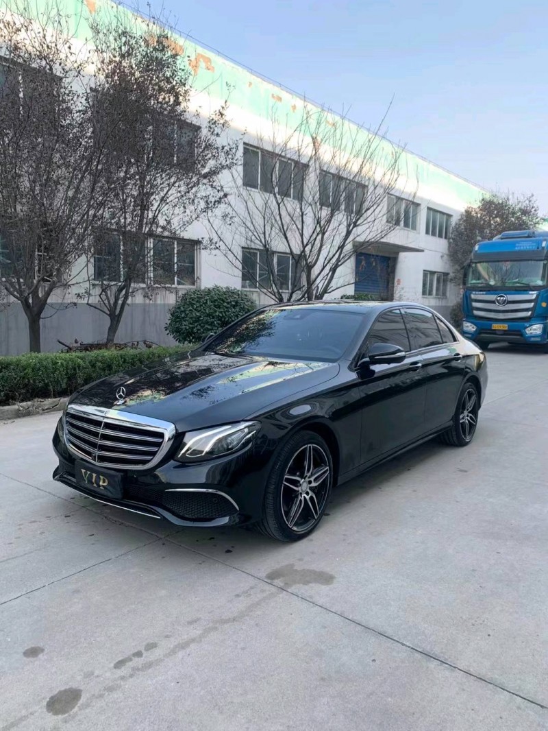 徐州17年奔驰E8