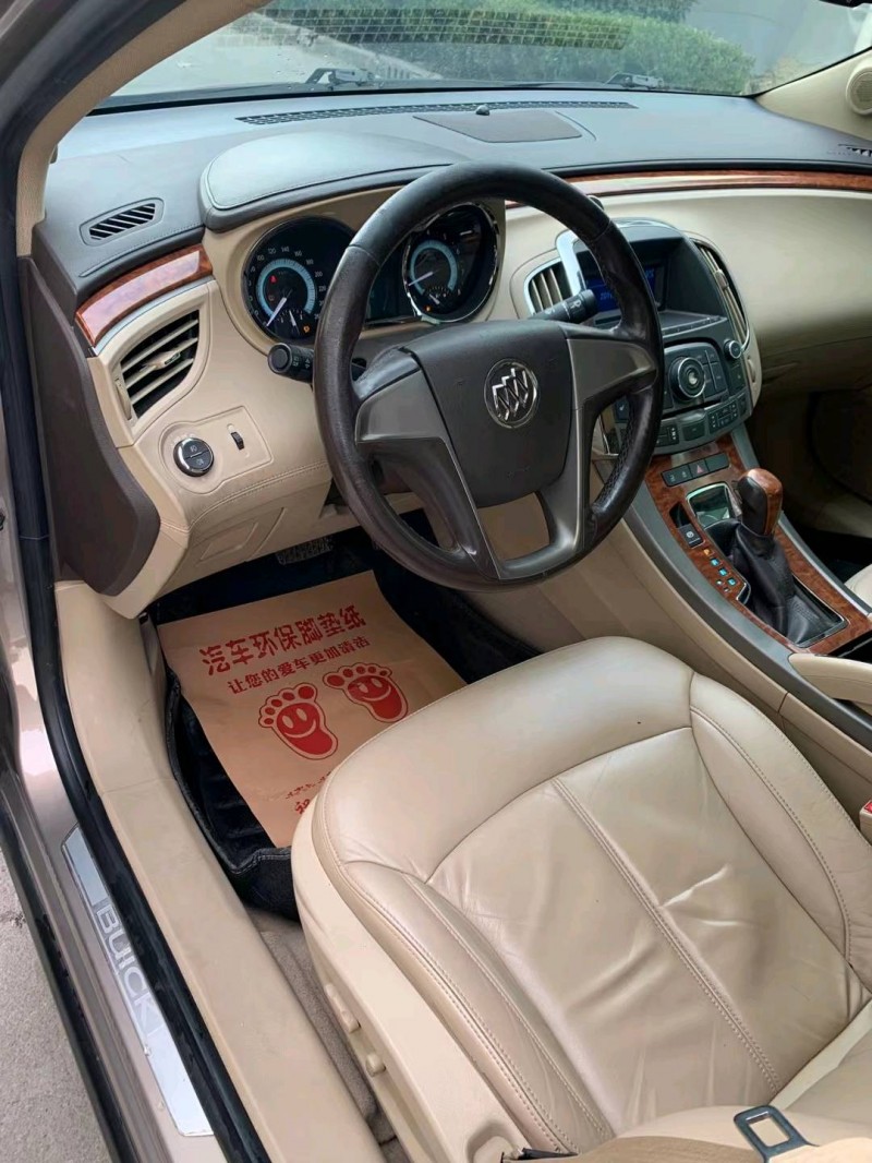 徐州13年别克君越4