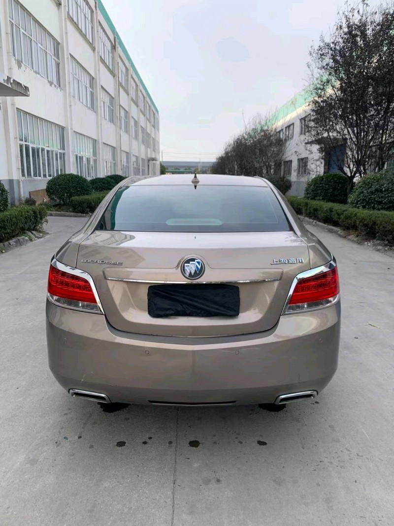 徐州13年别克君越9