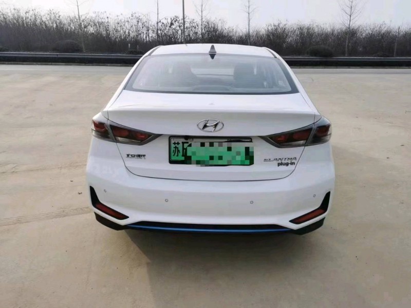 苏州22年现代领动6