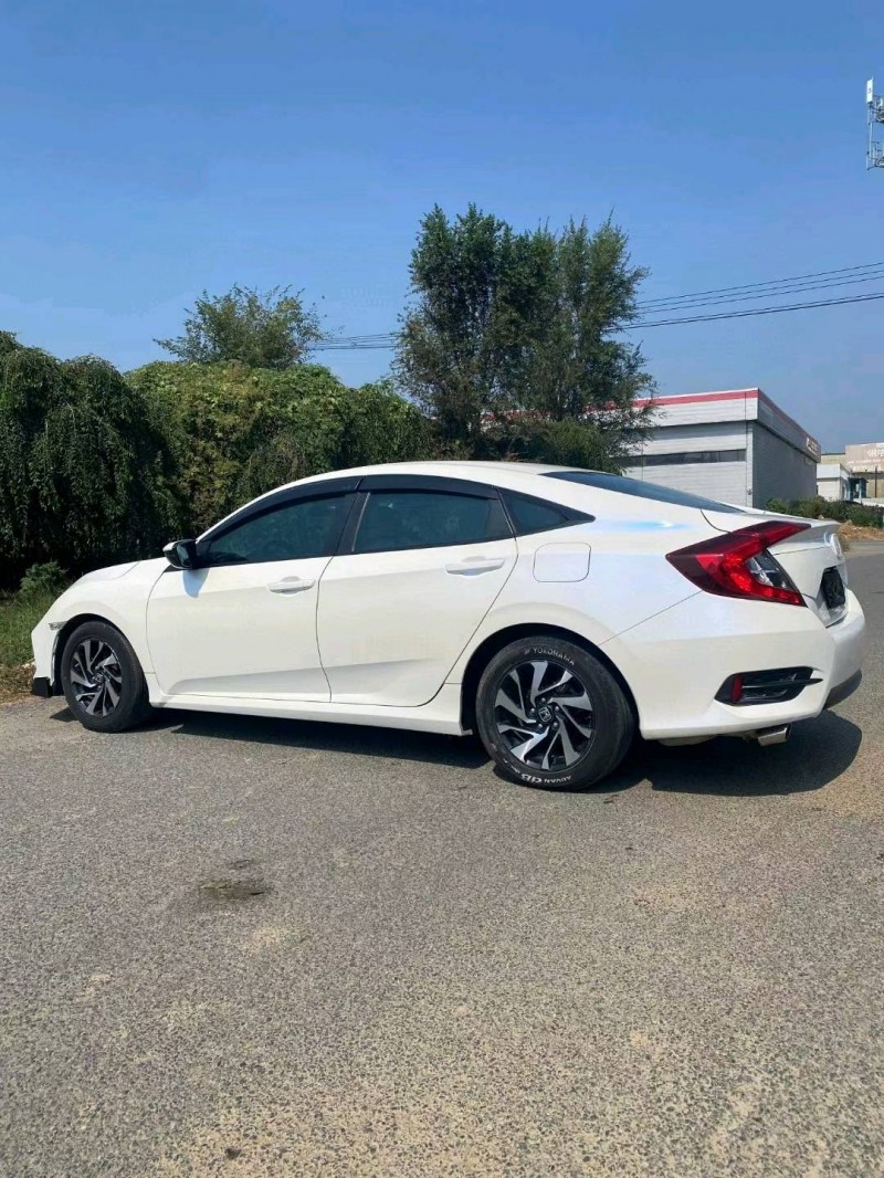 沈阳16年本田思域7