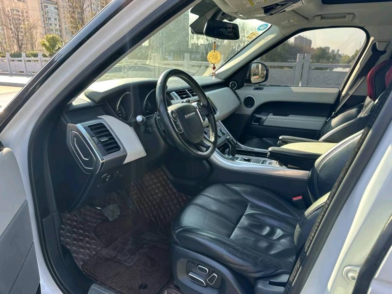 徐州14年路虎揽胜运动7