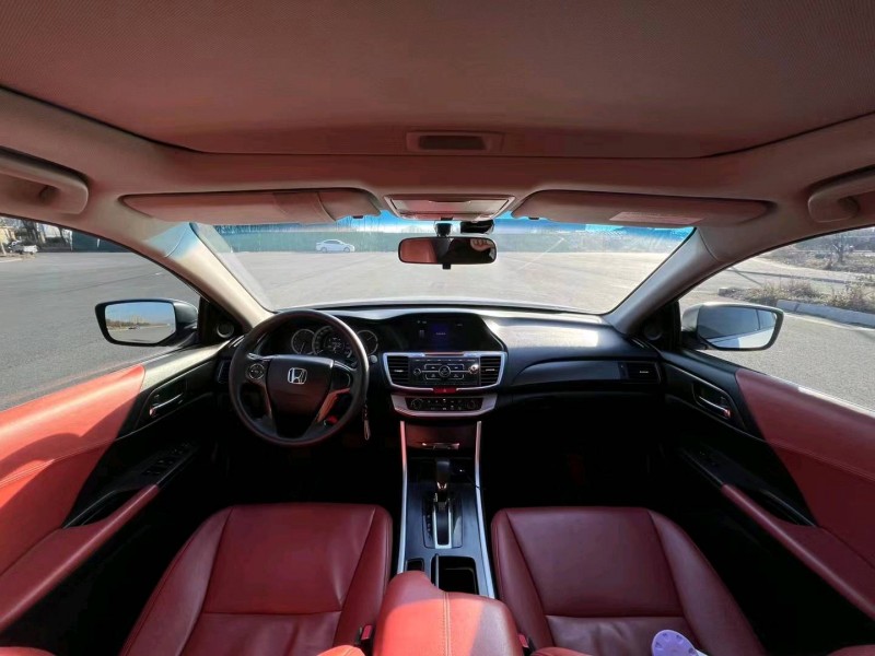 邯郸16年本田雅阁9