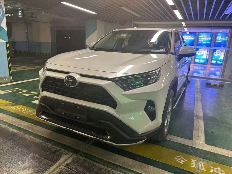 嘉兴22年丰田RAV4荣放3
