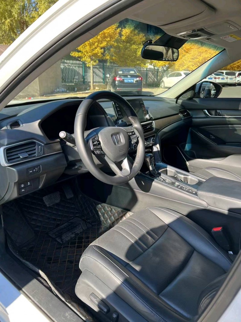 沈阳18年本田雅阁8