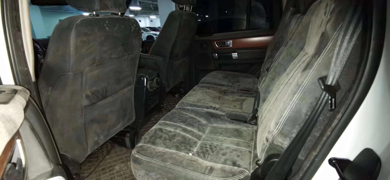 成都15年路虎发现7