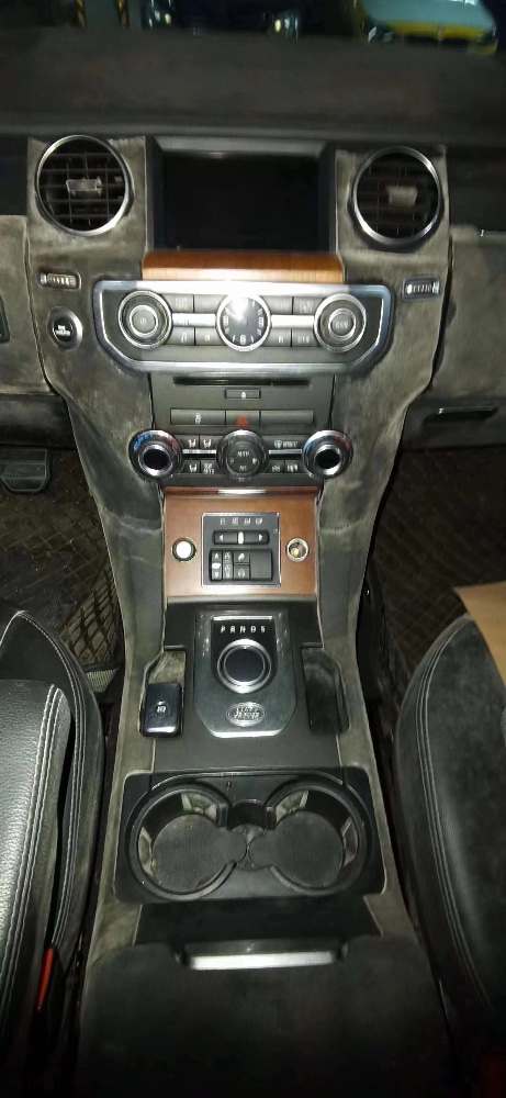 成都15年路虎发现8