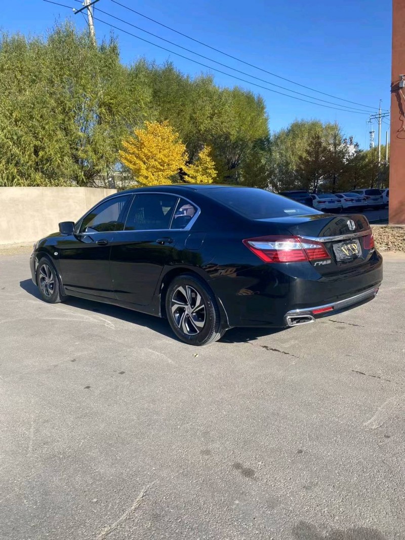 沈阳18年本田雅阁5