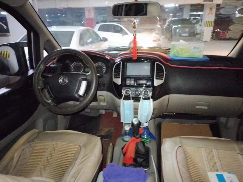 成都16年东风菱智7