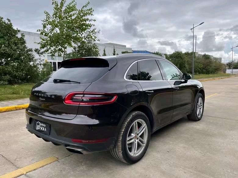 盐城15年保时捷Macan9