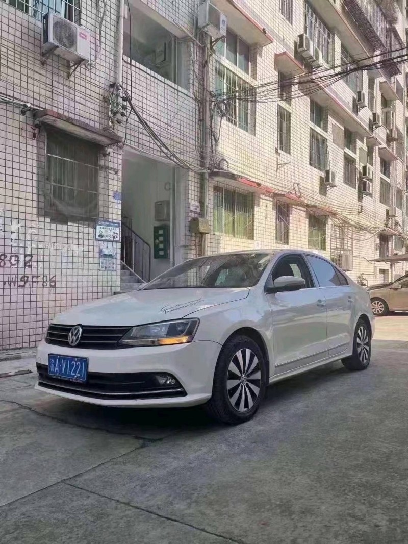 重庆18年大众速腾3