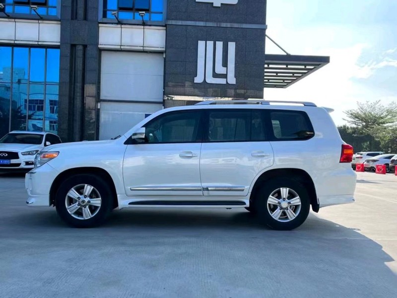 东莞15年丰田兰德酷路泽4