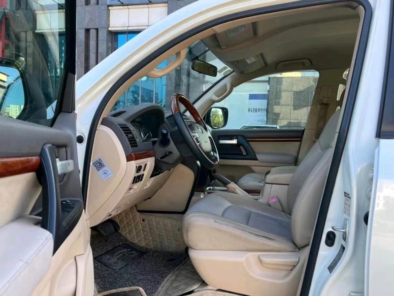 东莞15年丰田兰德酷路泽7