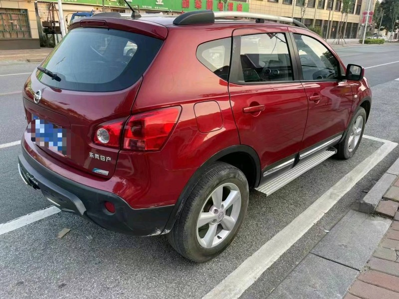 保定14年日产逍客2