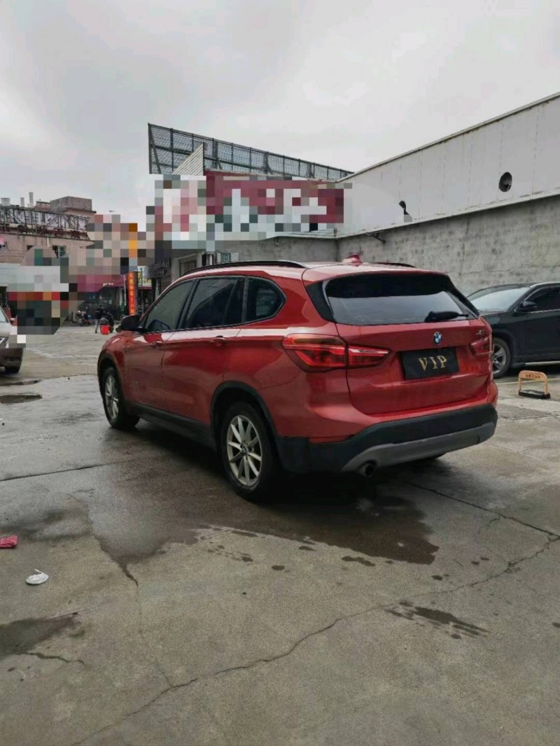 中山17年宝马X16