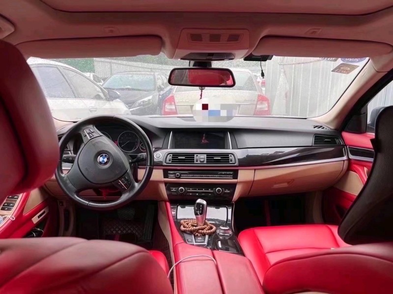 成都12年宝马5系3