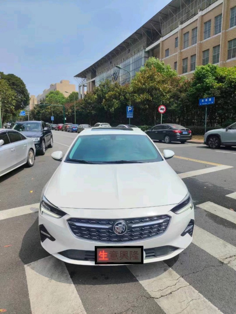 广州21年别克君威1