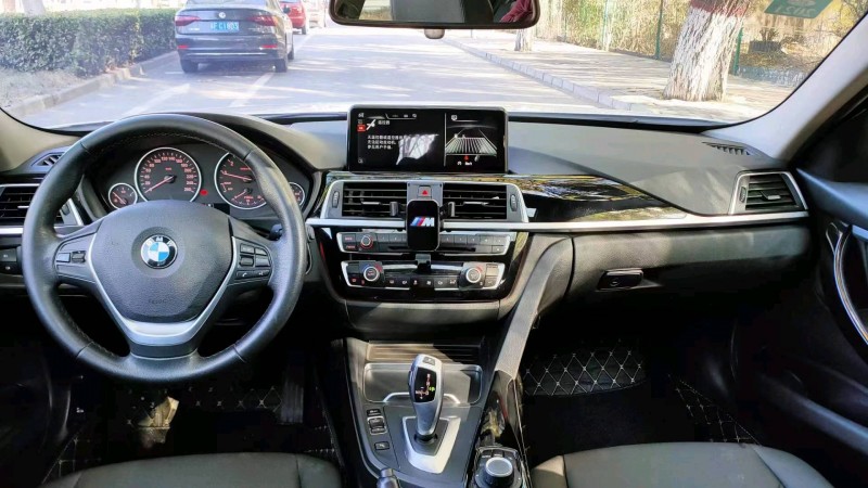 邯郸17年宝马3系9