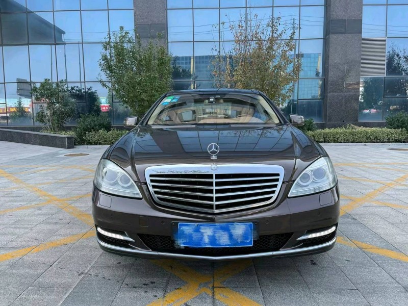 济宁09年奔驰S9