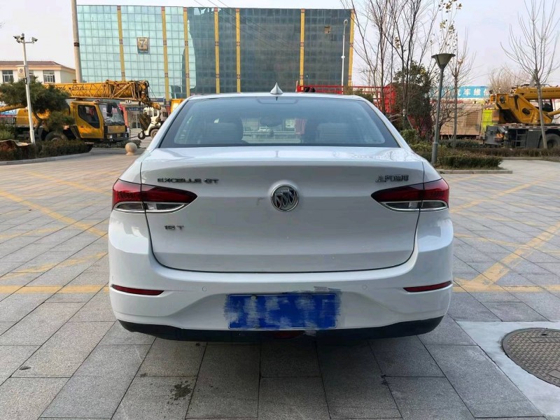 济宁19年别克英朗9