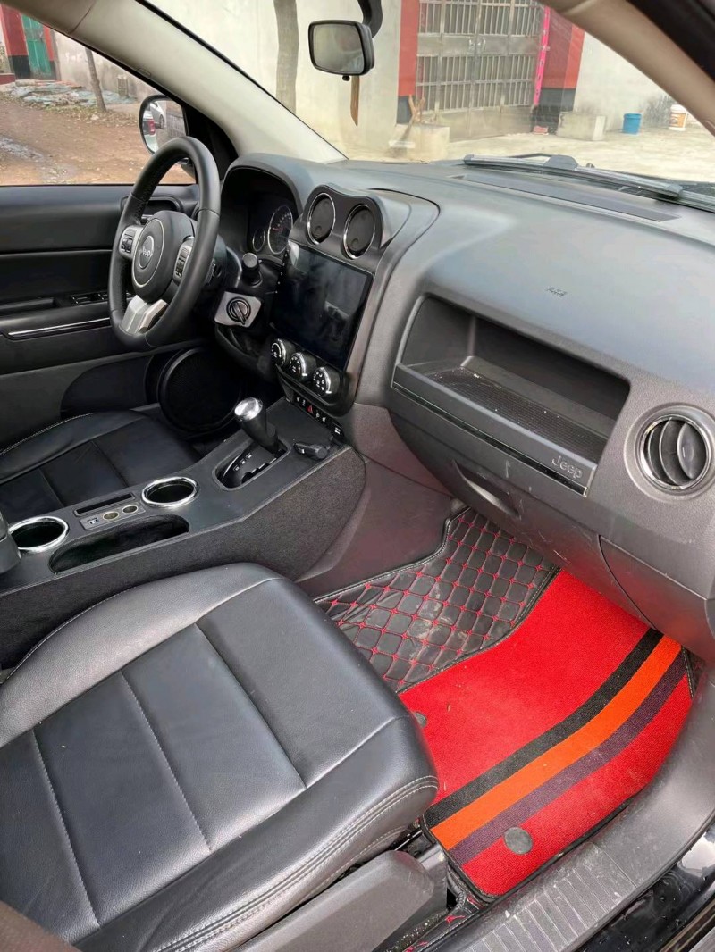 青岛13年Jeep指南者6