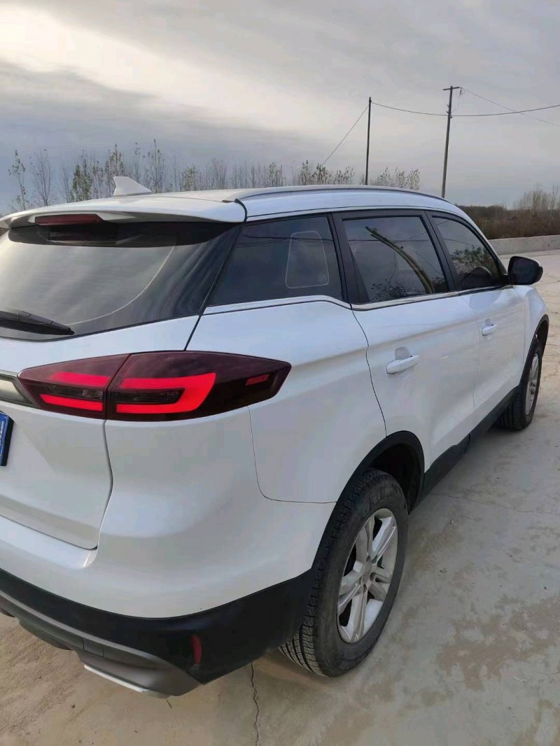 邯郸20年吉利博越7