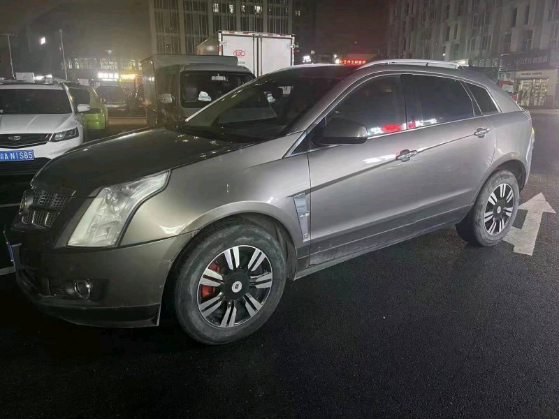重庆12年凯迪拉克SRX3