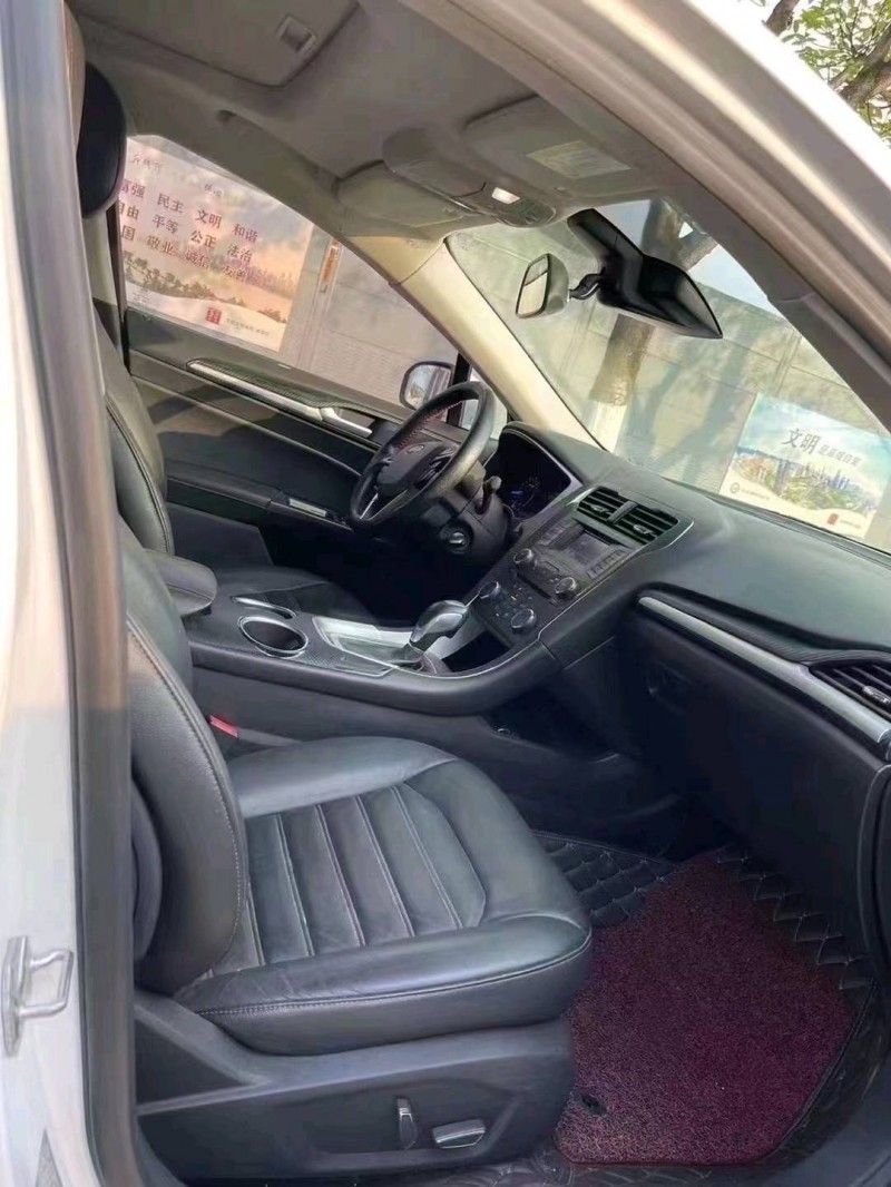 重庆16年福特蒙迪欧8