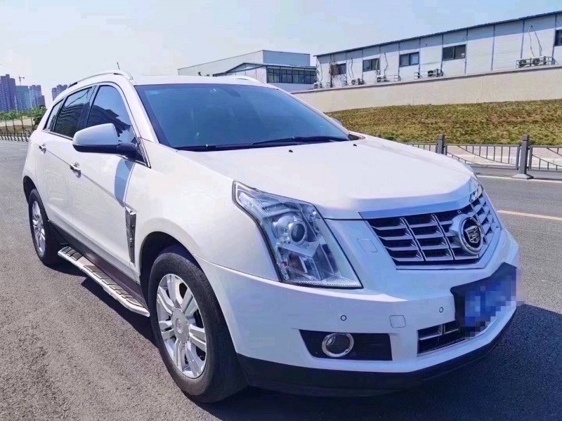 北京15年凯迪拉克SRX2