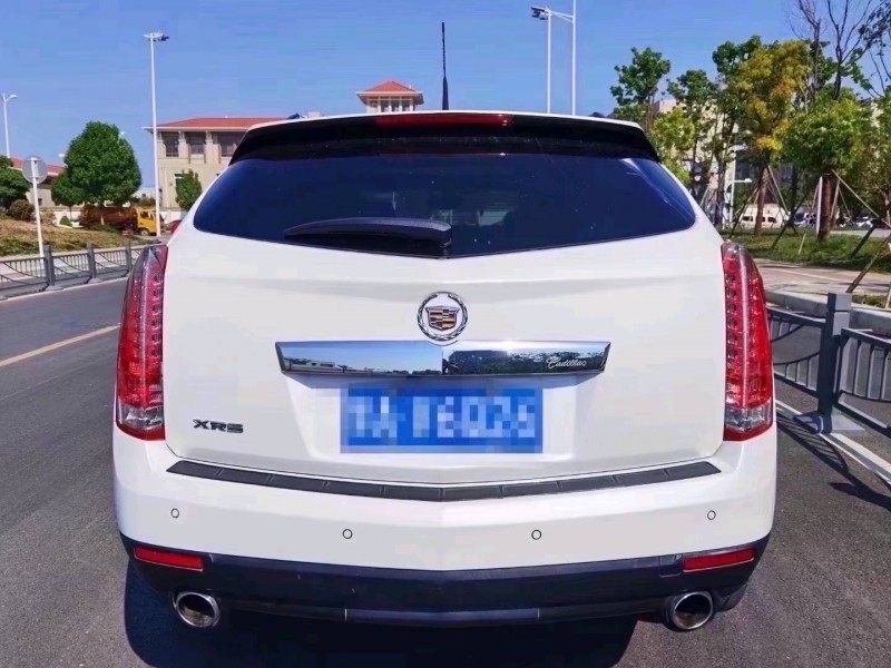 北京15年凯迪拉克SRX8