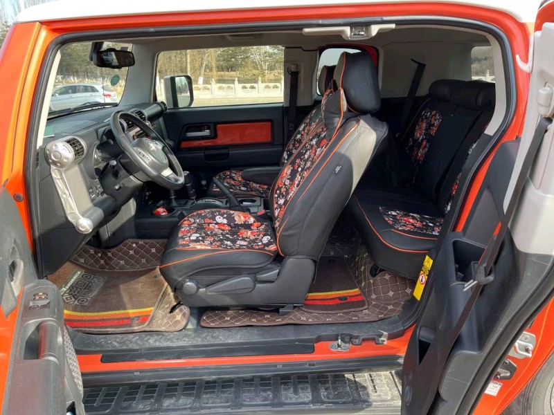 北京14年丰田兰德酷路泽6