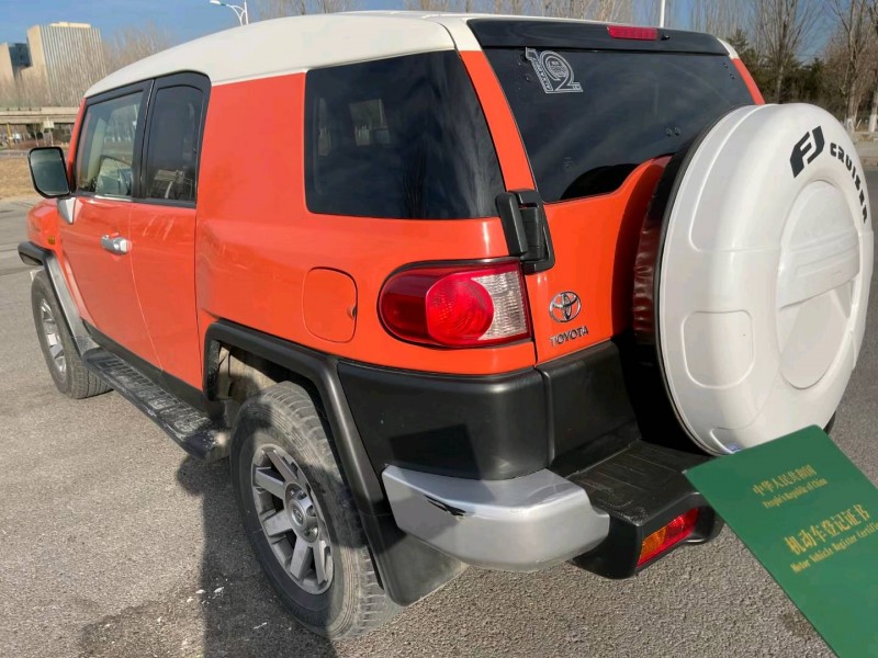 北京14年丰田兰德酷路泽7