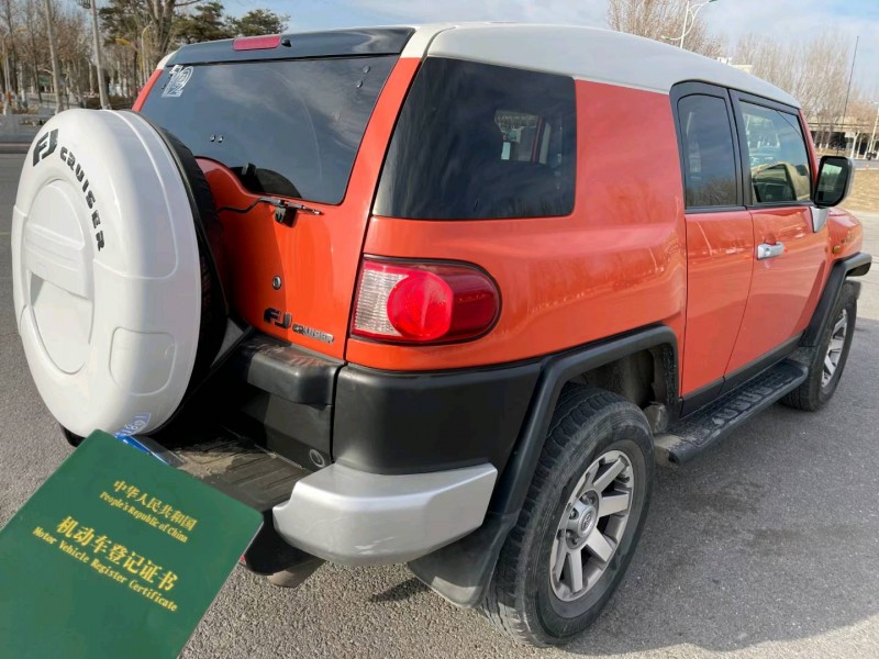 北京14年丰田兰德酷路泽8