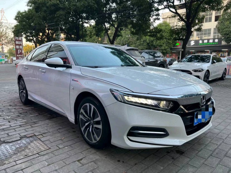 珠海20年本田雅阁2