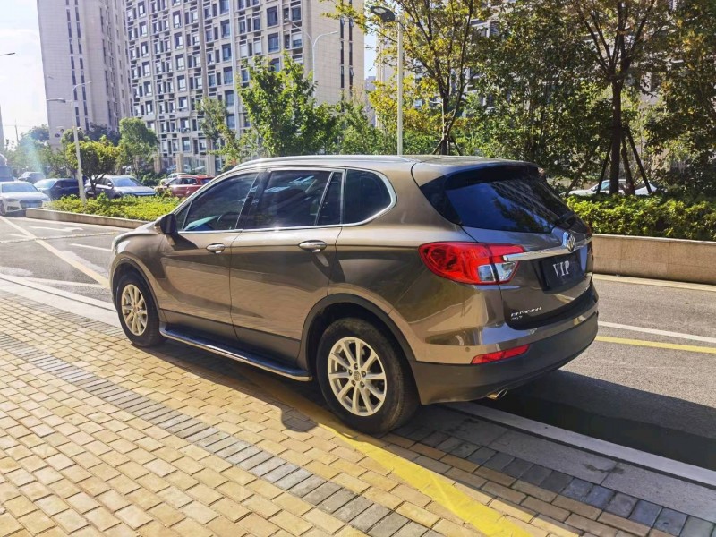 苏州16年别克昂科威7