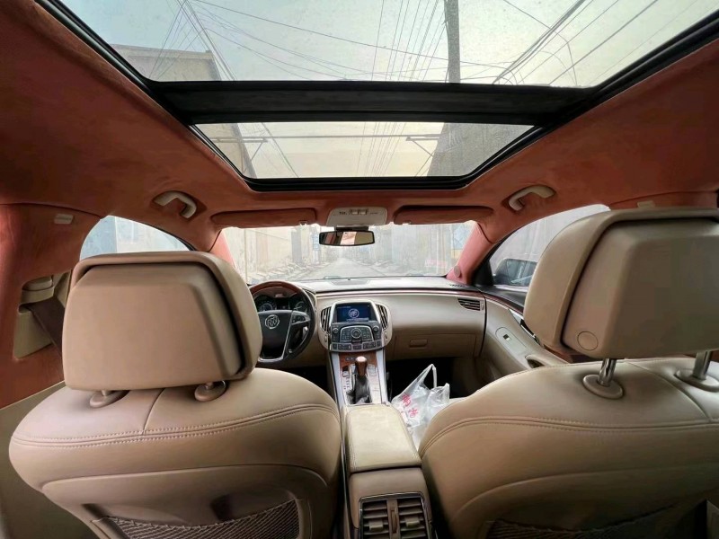 枣庄10年别克君越6