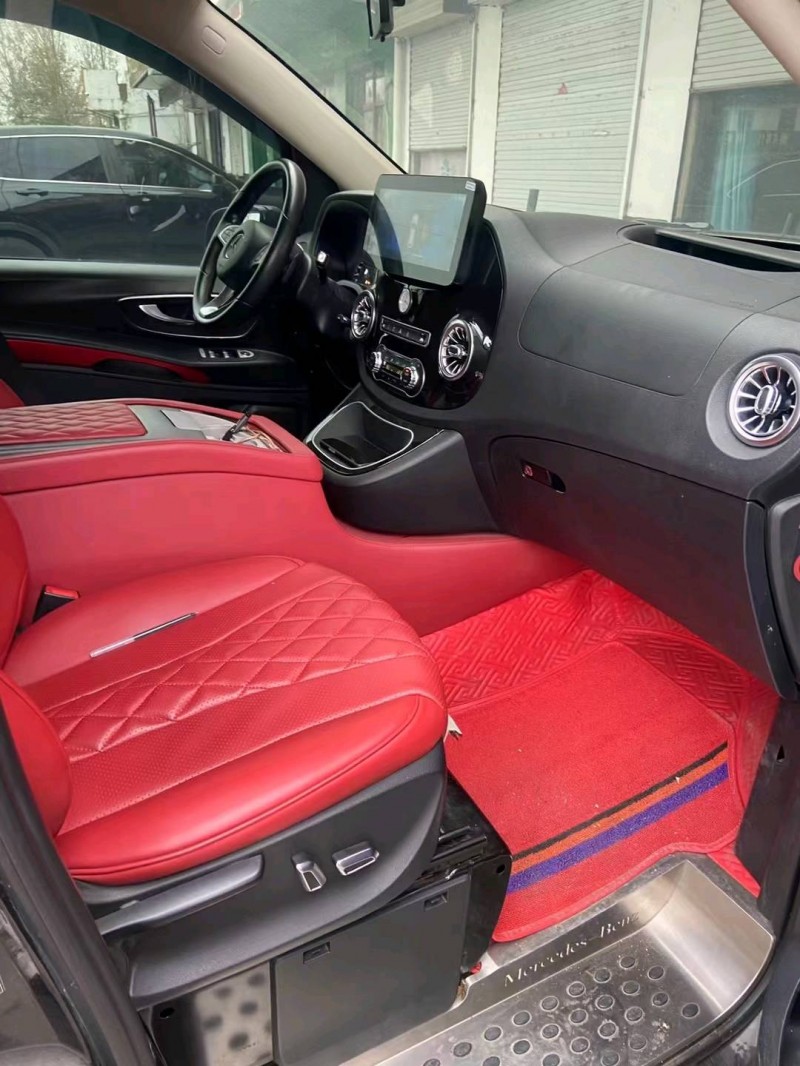 济南19年奔驰威霆2