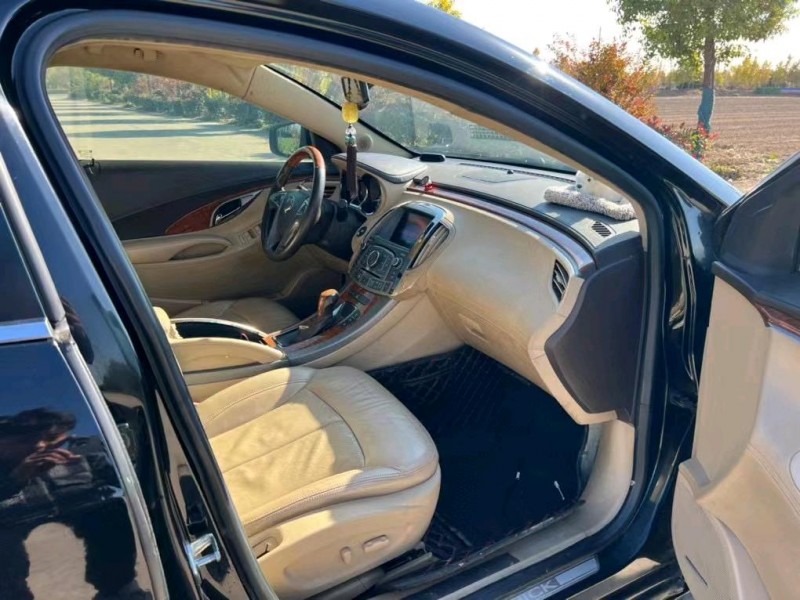 盐城10年别克君越9