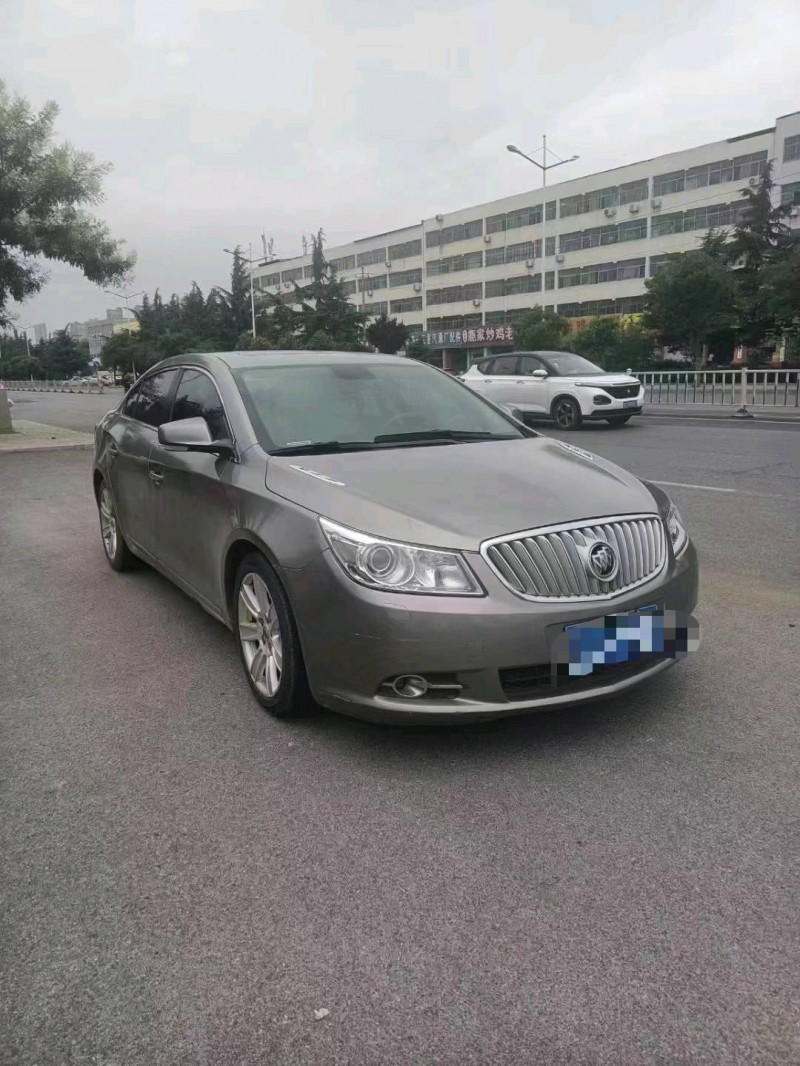 潍坊11年别克君越2