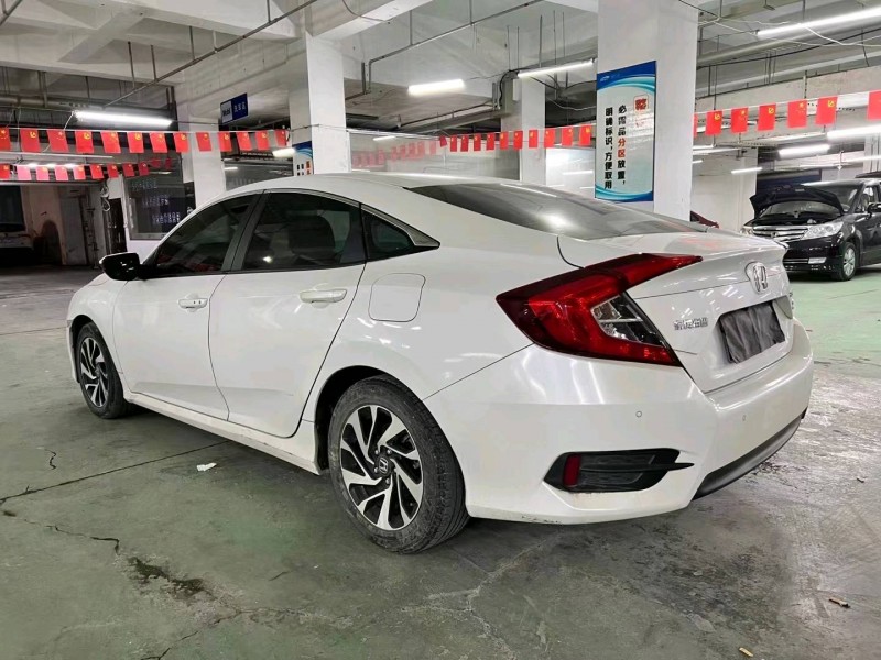 嘉兴18年本田思域3