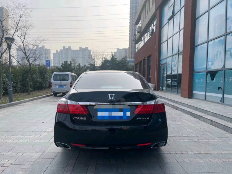 枣庄15年本田雅阁1