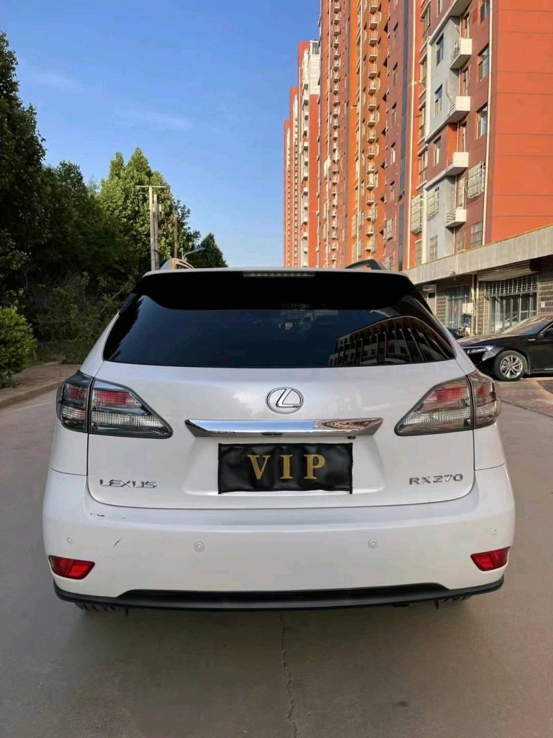 邢台12年雷克萨斯RX8