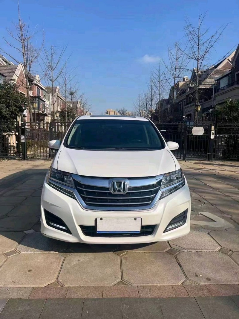 枣庄18年本田艾力绅1