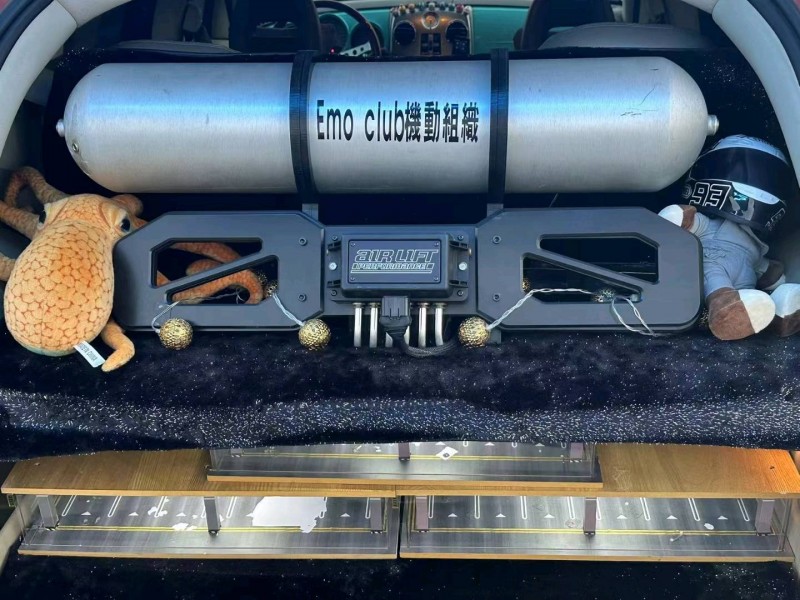 潍坊10年克莱斯勒PT漫步者4