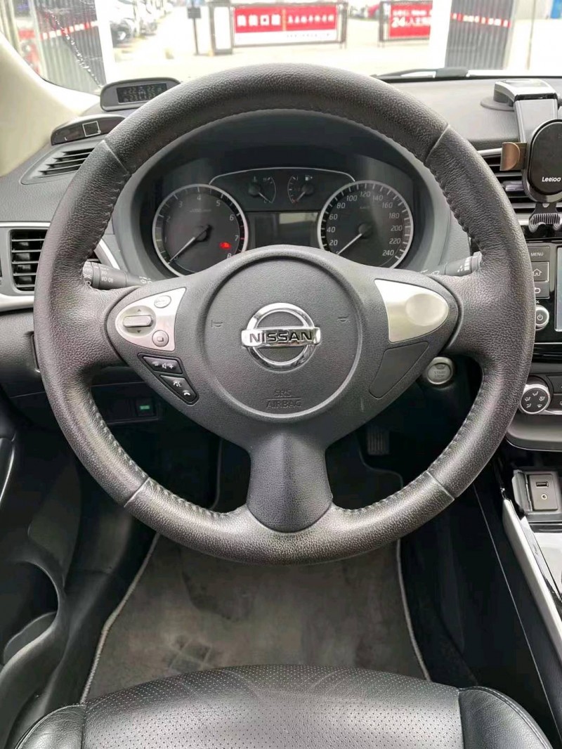 北京18年日产轩逸8