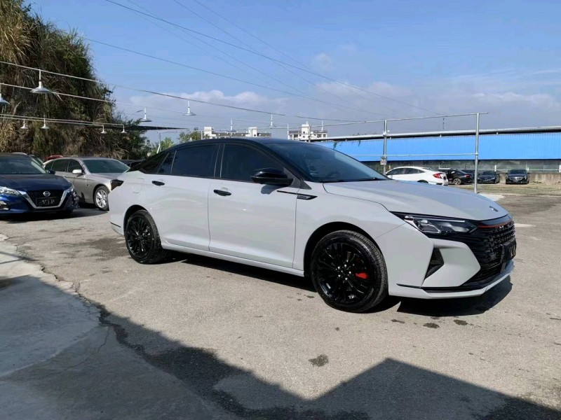 宜昌22年东风奕炫2