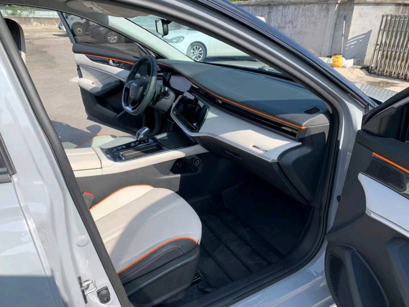 宜昌22年东风奕炫5