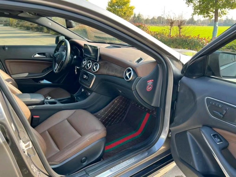 盐城15年奔驰GLA9